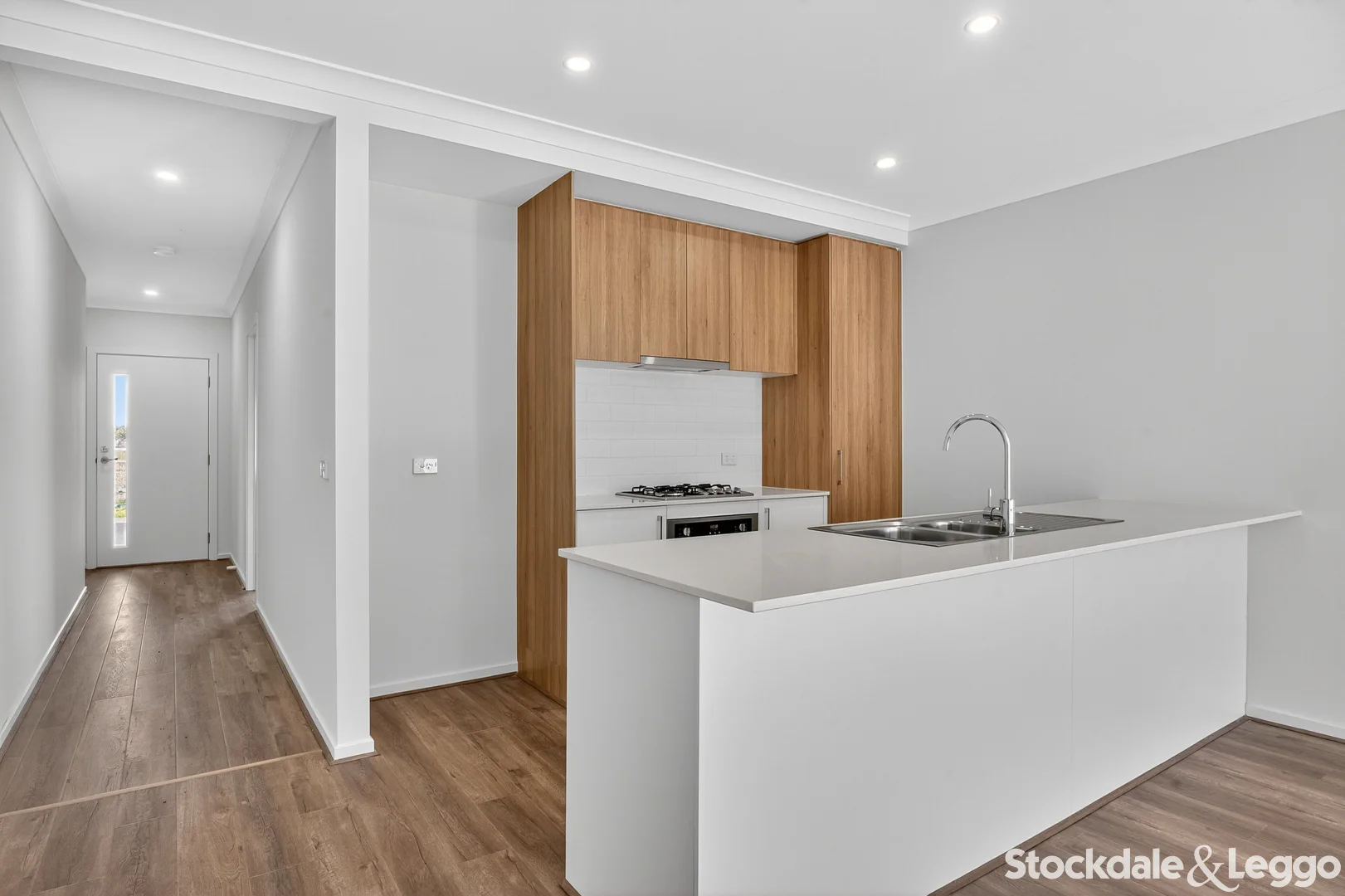 Additional image 4 of 24 Strong View, Fraser Rise VIC 3336