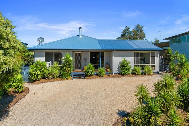 Picture of 21 Bradley Avenue, VENUS BAY VIC 3956