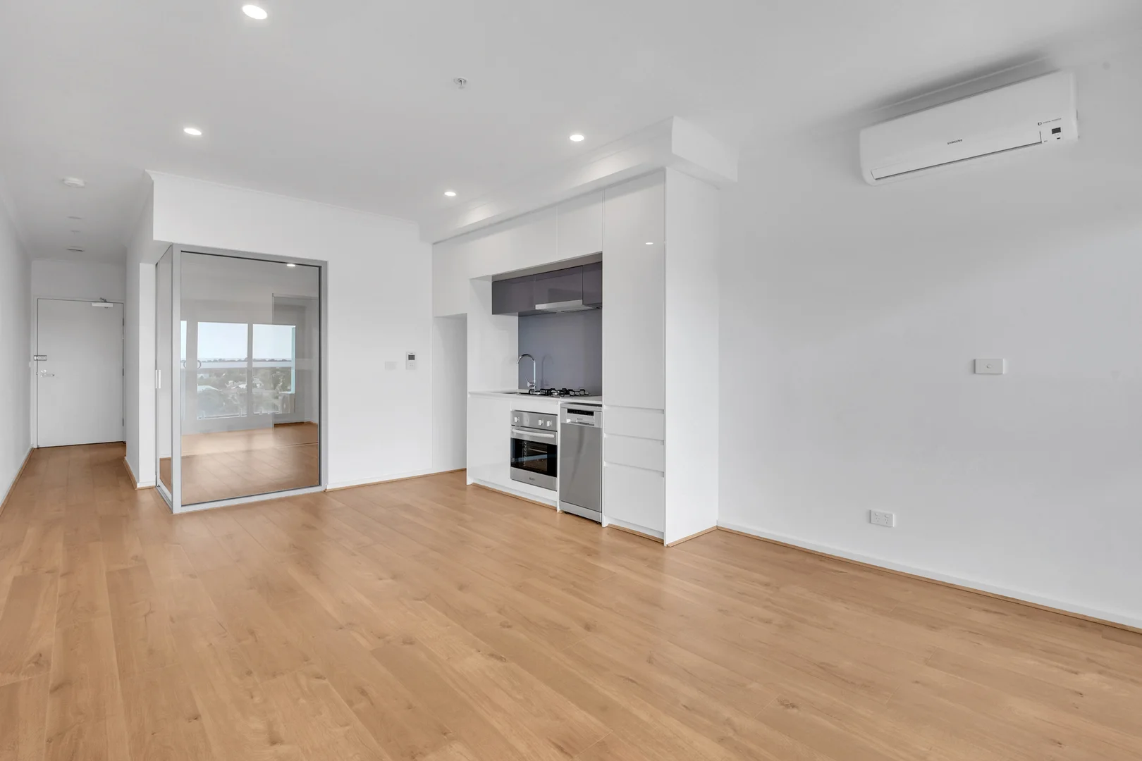 Additional image 2 of 605/5 Blanch Street, Preston VIC 3072