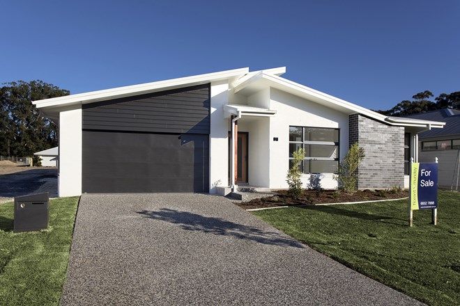 Picture of 21 Red Gum Cir, SAPPHIRE BEACH NSW 2450