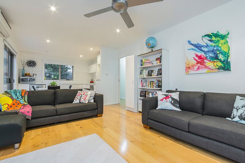 6/6-8 Stafford Street, Herne Hill VIC 3218, Image 2