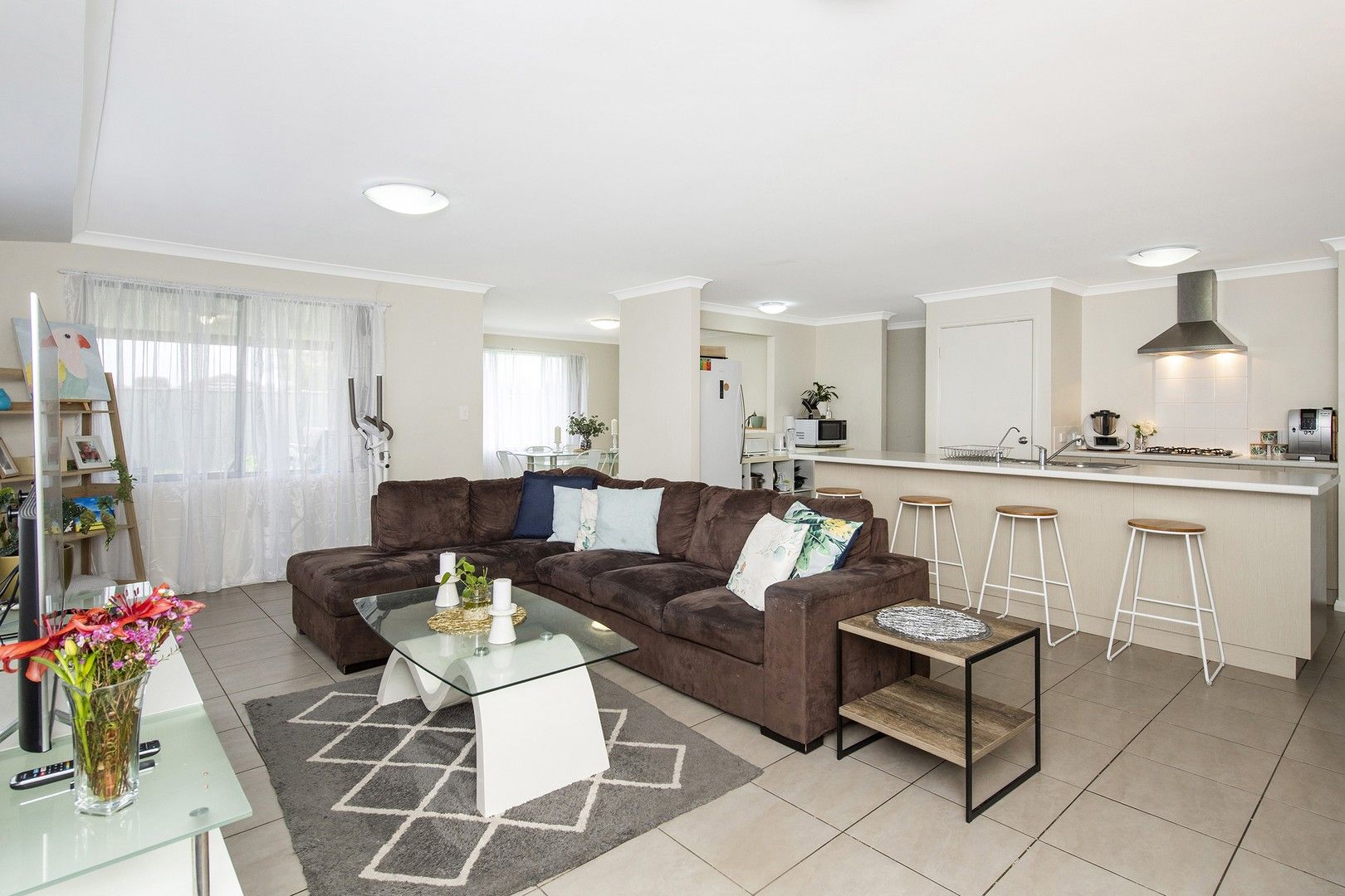 4 bedrooms House in 4 Kingcote Rod BALDIVIS WA, 6171