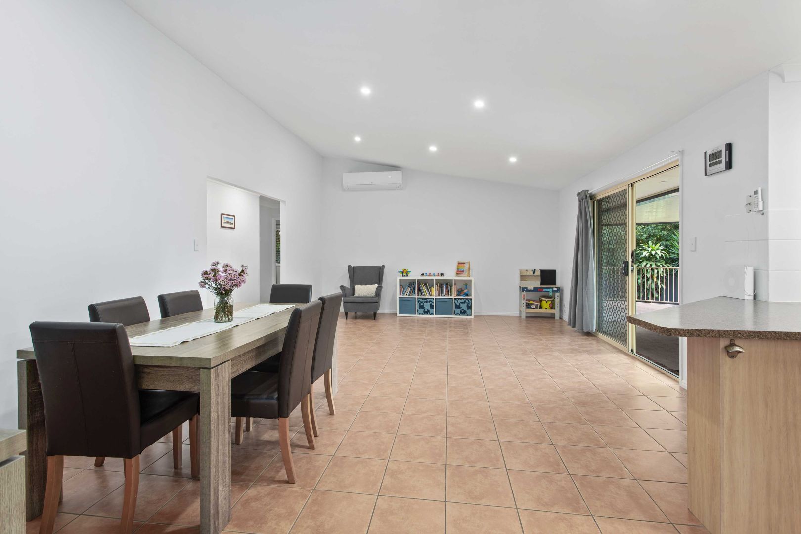 1/24 Ardisia Court, Burleigh Heads QLD 4220, Image 2