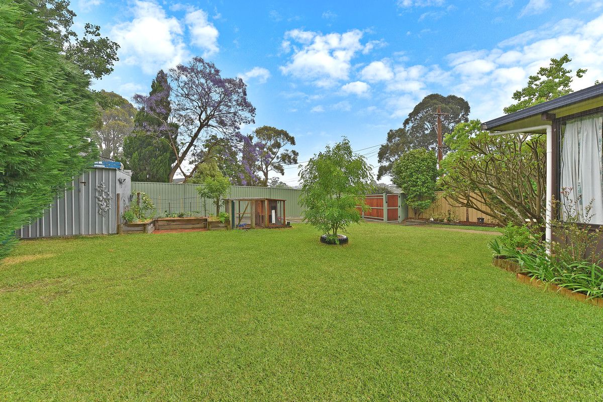 21 Chakola Avenue, Hornsby Heights NSW 2077, Image 1