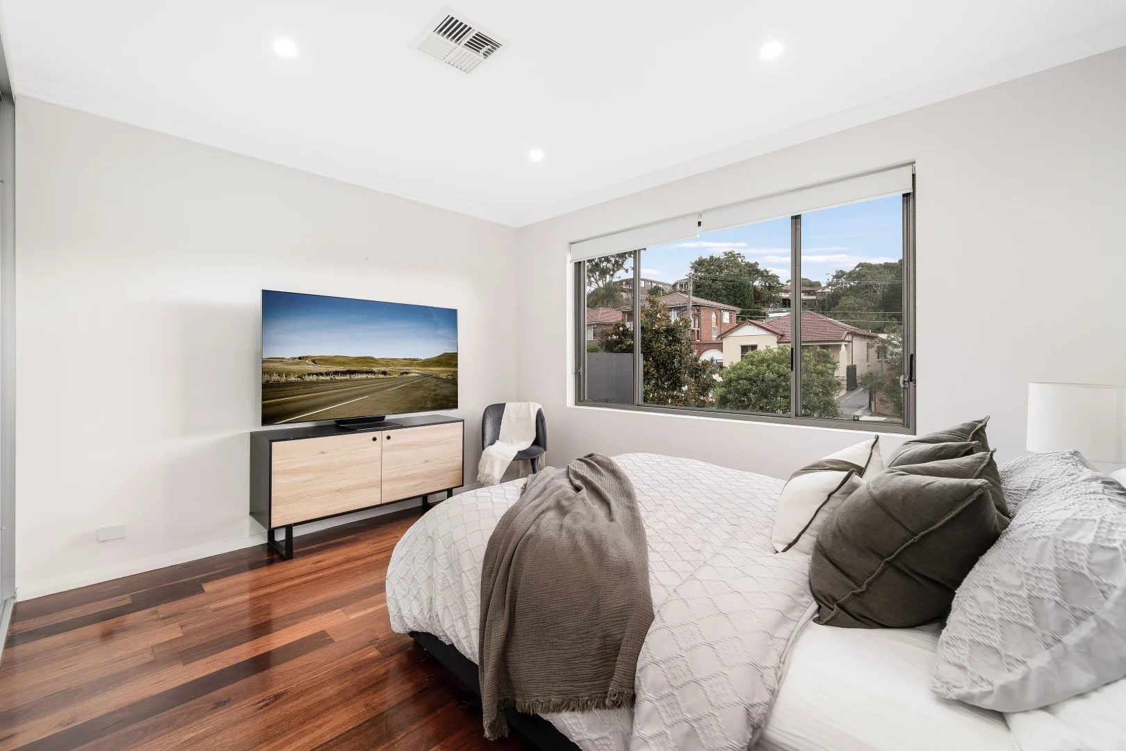 Additional image 12 of 264 Woniora Road, Blakehurst NSW 2221