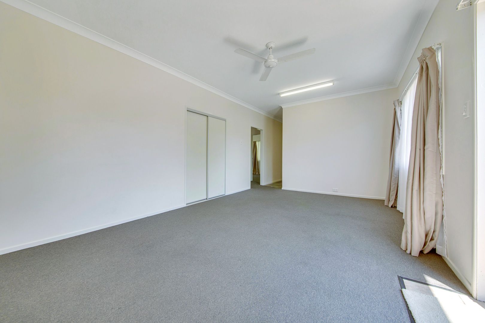 3/6-8 Rawlings Street, Yeppoon QLD 4703, Image 2