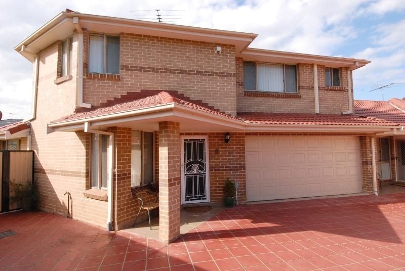 1/28 White Friars, Winston Hills NSW 2153, Image 0