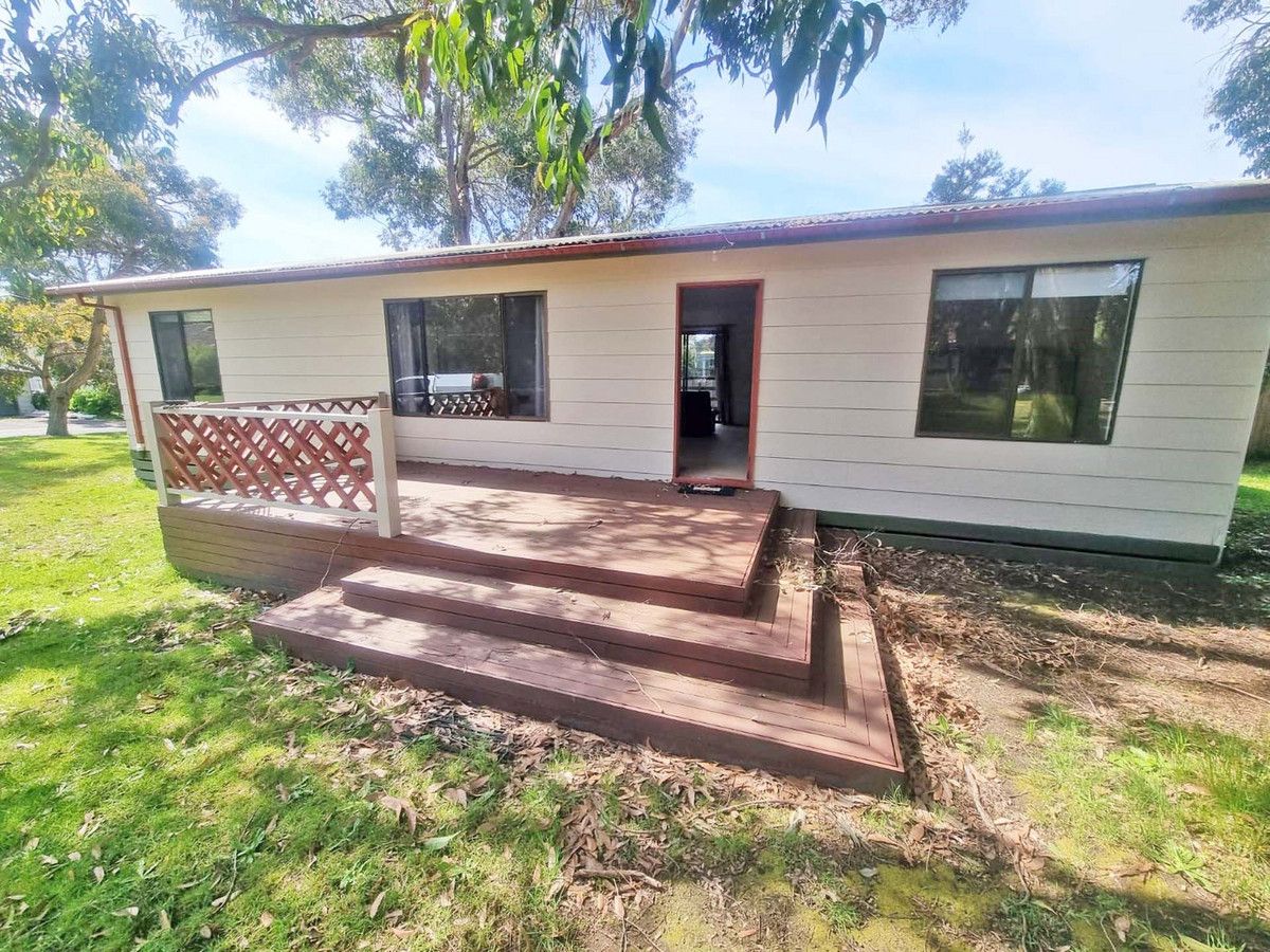 3 bedrooms House in 8 Phillip Street INVERLOCH VIC, 3996