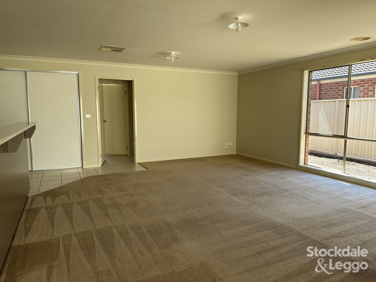 12 Bellemara Drive, Mooroopna VIC 3629 Townhouse For Rent Domain