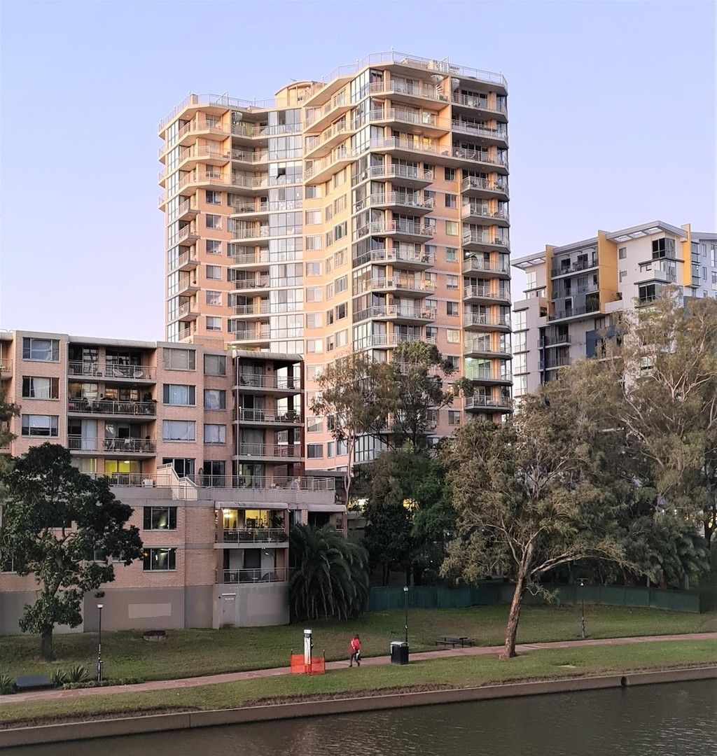 3 bedrooms Apartment / Unit / Flat in 66/3 Sorrell Street PARRAMATTA NSW, 2150