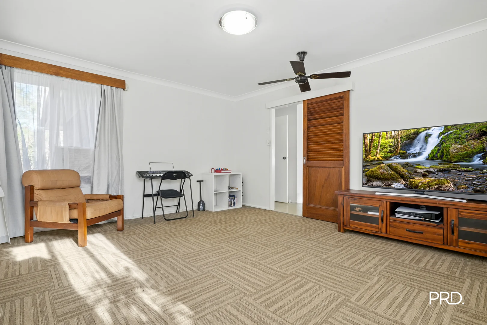 Additional image 2 of 28 Robyn Road, Winmalee NSW 2777