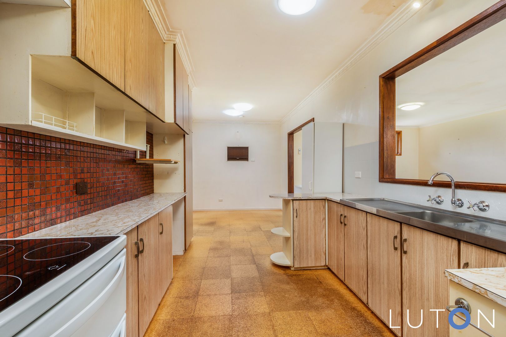 5 Huon Place, Lyons ACT 2606, Image 2