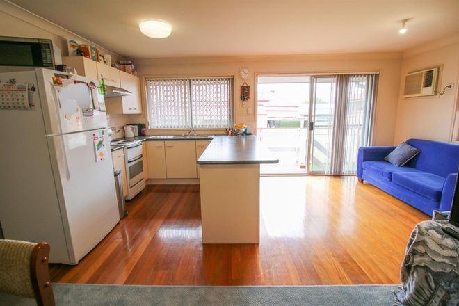 Picture of 2/8A Kent Street, SINGLETON NSW 2330