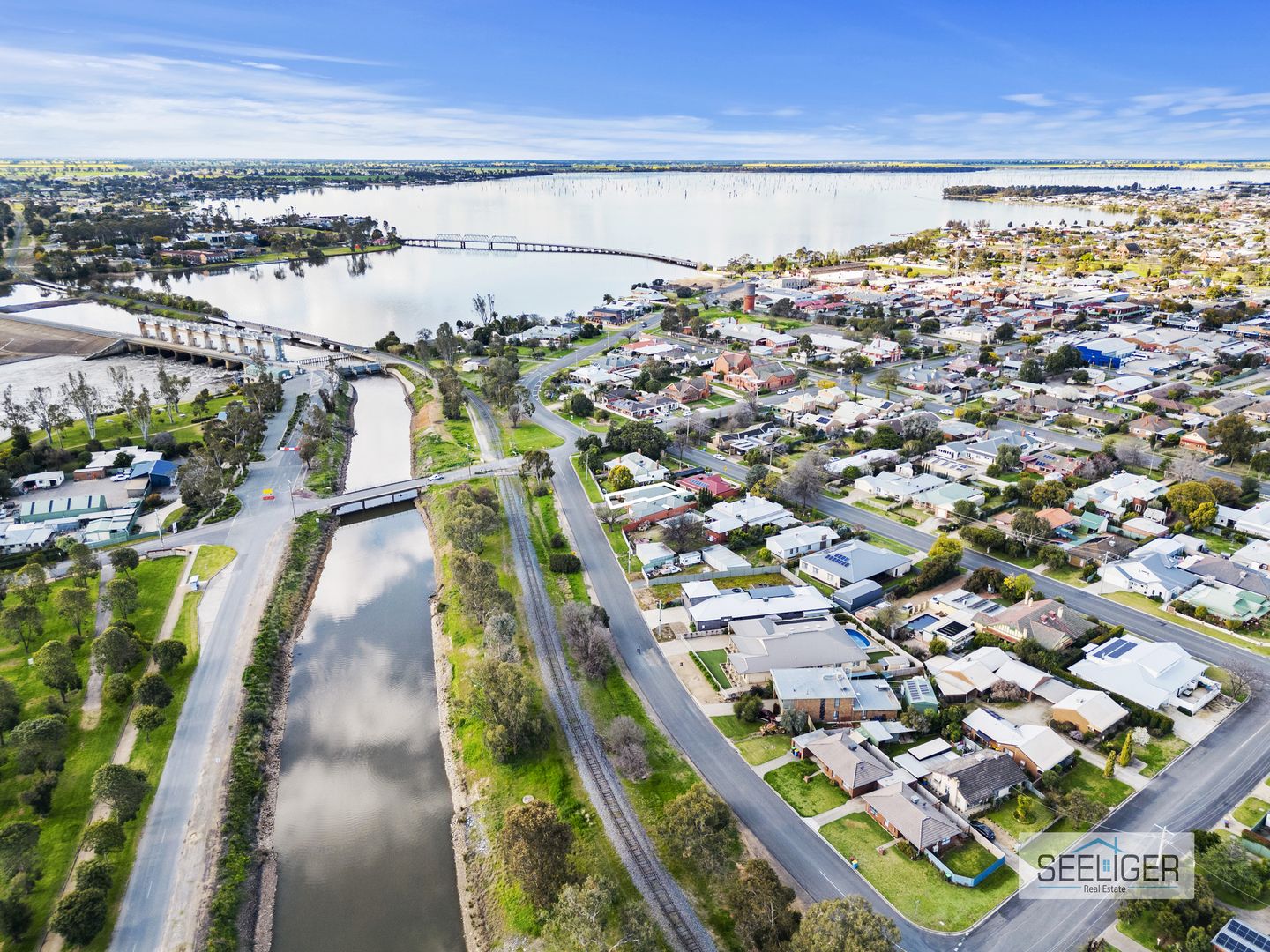 Sold 11A Irvine Parade, Yarrawonga VIC 3730 on 14 Sep 2022 2018051976