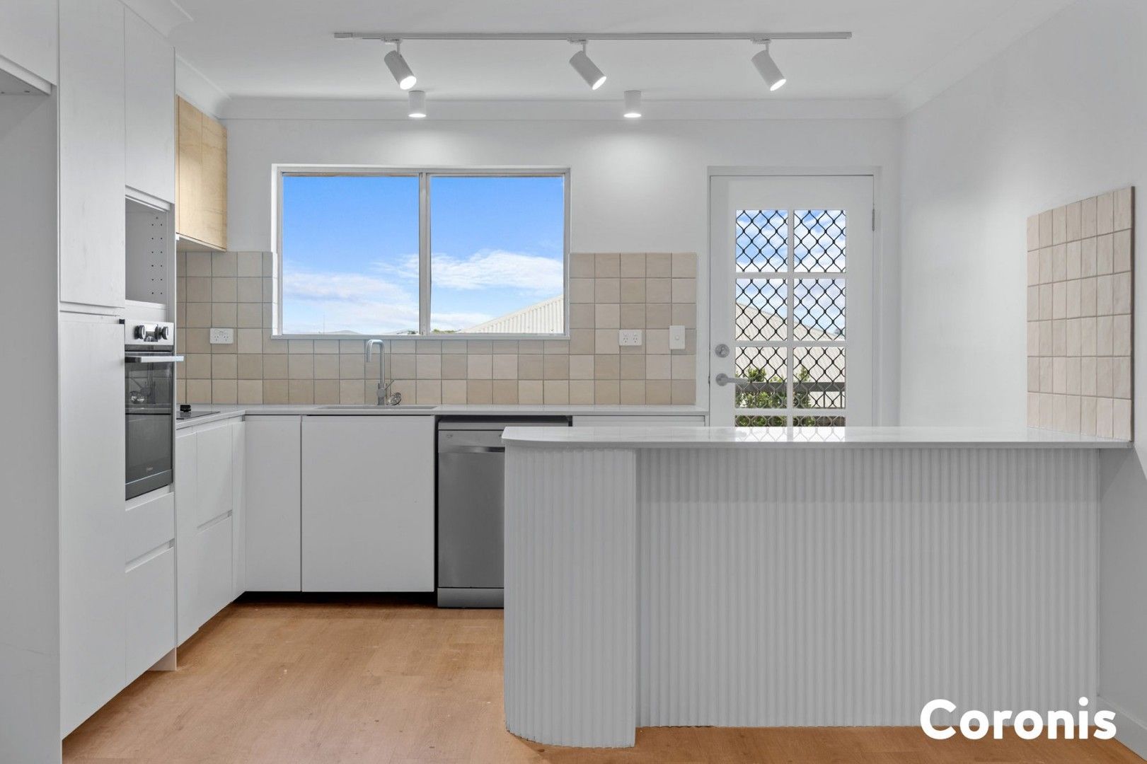 2 bedrooms Apartment / Unit / Flat in 6/107 Jackson Street HAMILTON QLD, 4007