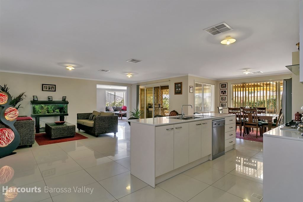 25 Carlisle Street, Williamstown SA 5351, Image 1