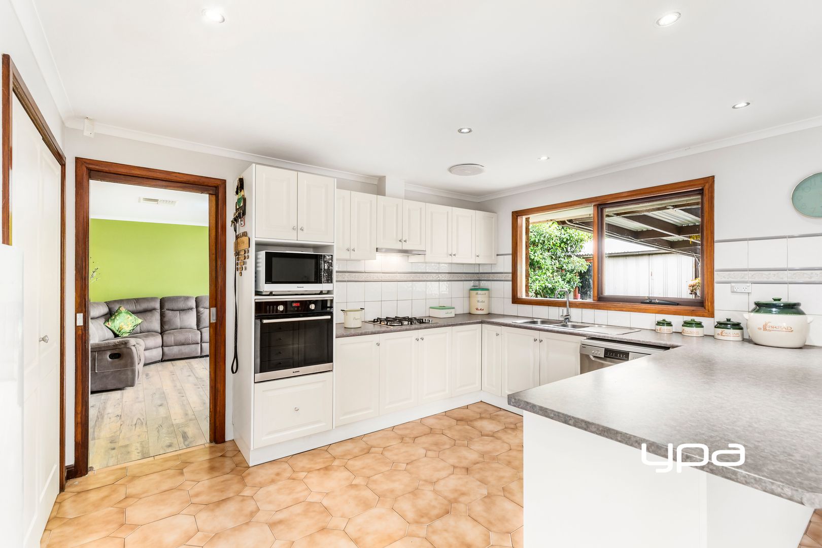 41 Notre Dame Drive, Sunbury VIC 3429, Image 1