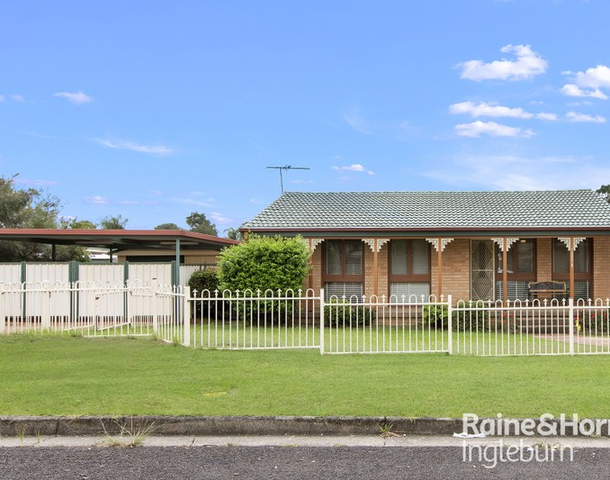 1 Beech Place, Macquarie Fields NSW 2564