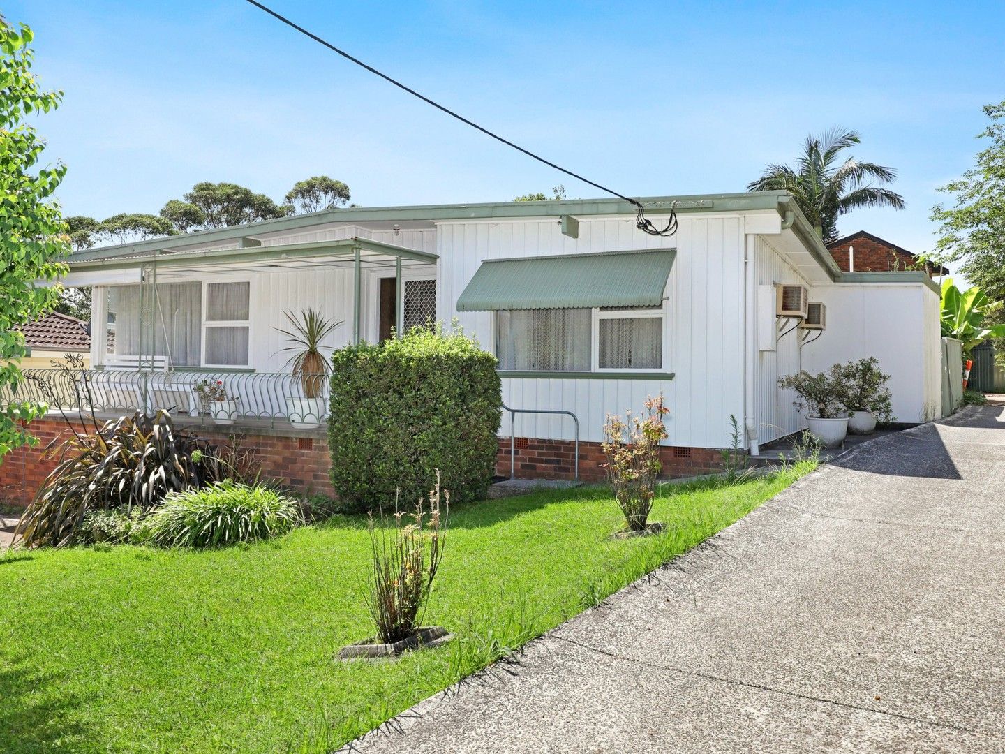 1 Leigh Crescent, Unanderra NSW 2526, Image 0