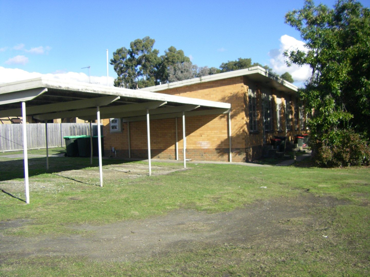 1//302 Old Sale Road, Newborough VIC 3825, Image 0