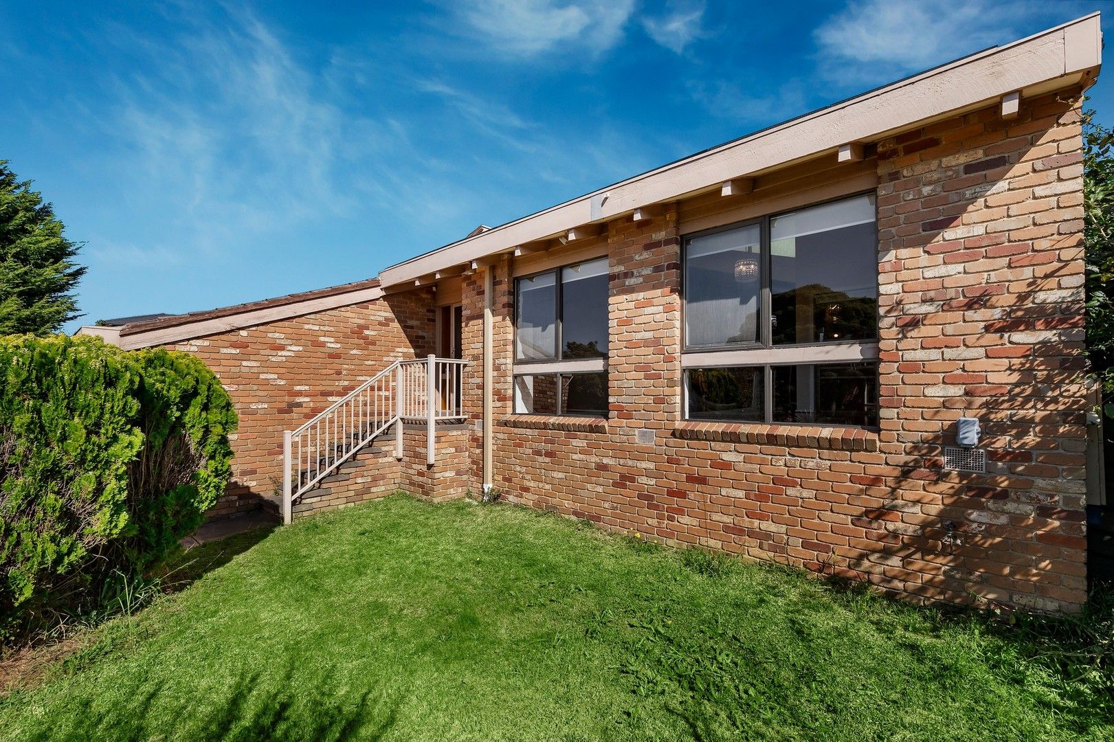 8 Buvelot Wynd, Doncaster East VIC 3109 House For Rent 880 Domain