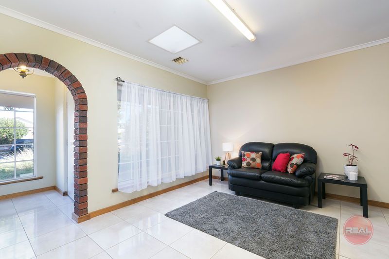 2/3 Kearnes Road, Oaklands Park SA 5046, Image 1