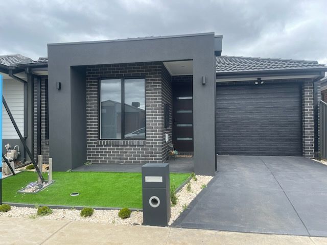 4 bedrooms House in 17 Window Road TARNEIT VIC, 3029