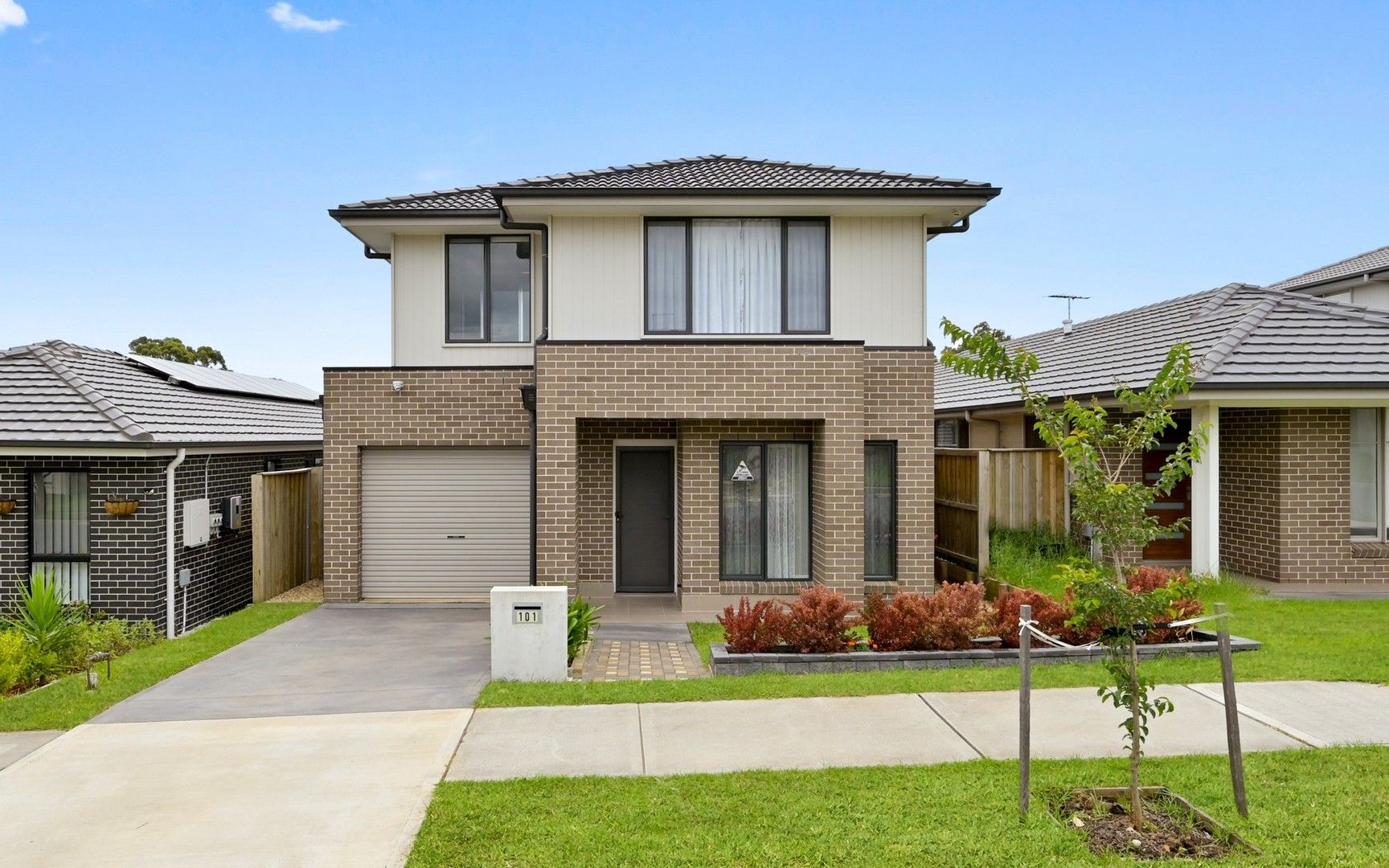 4 bedrooms House in 101 Dalmatia Avenue EDMONDSON PARK NSW, 2174