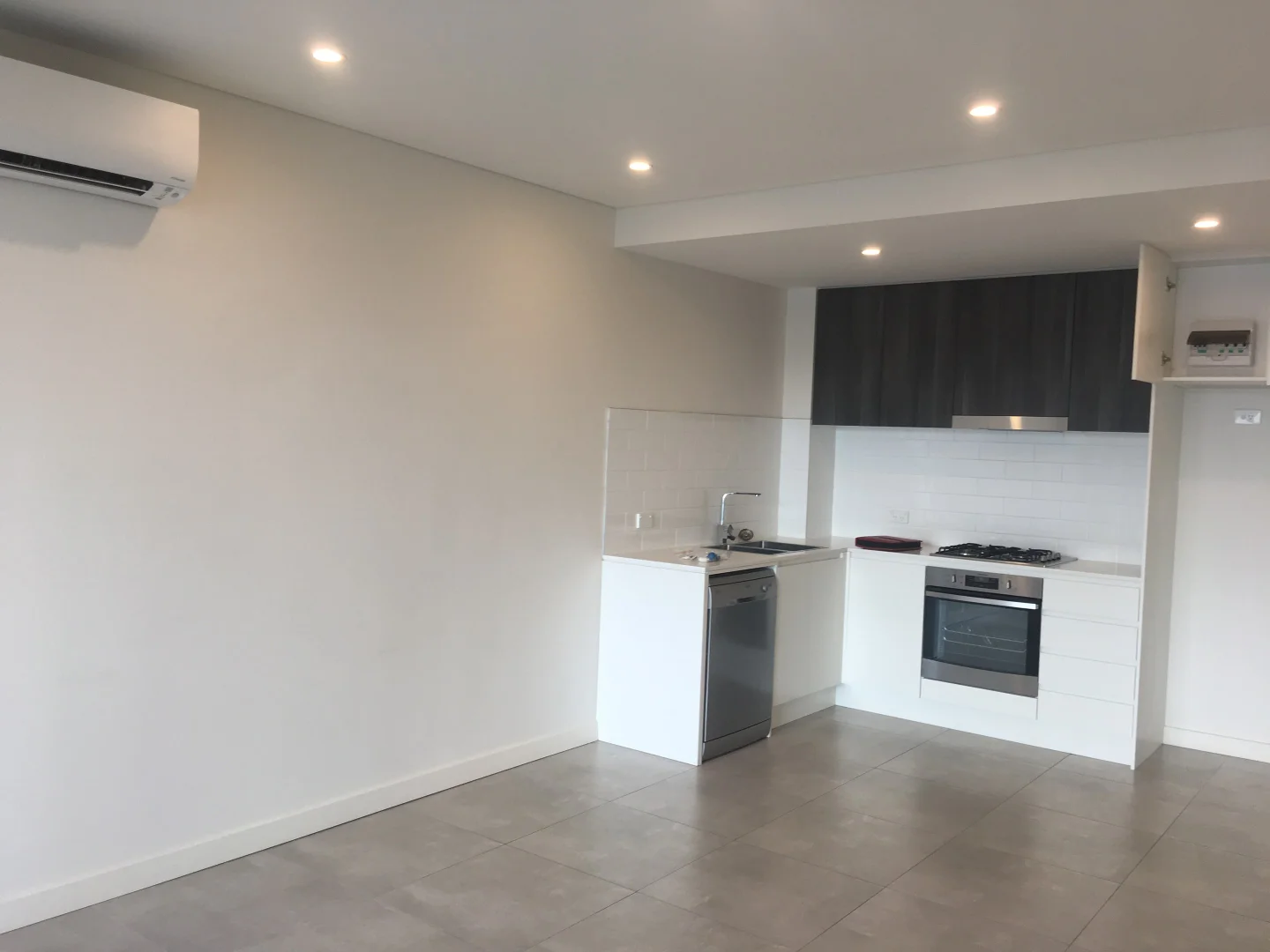 Additional image 5 of 505/181-183 Great Western Highway, Mays Hill NSW 2145