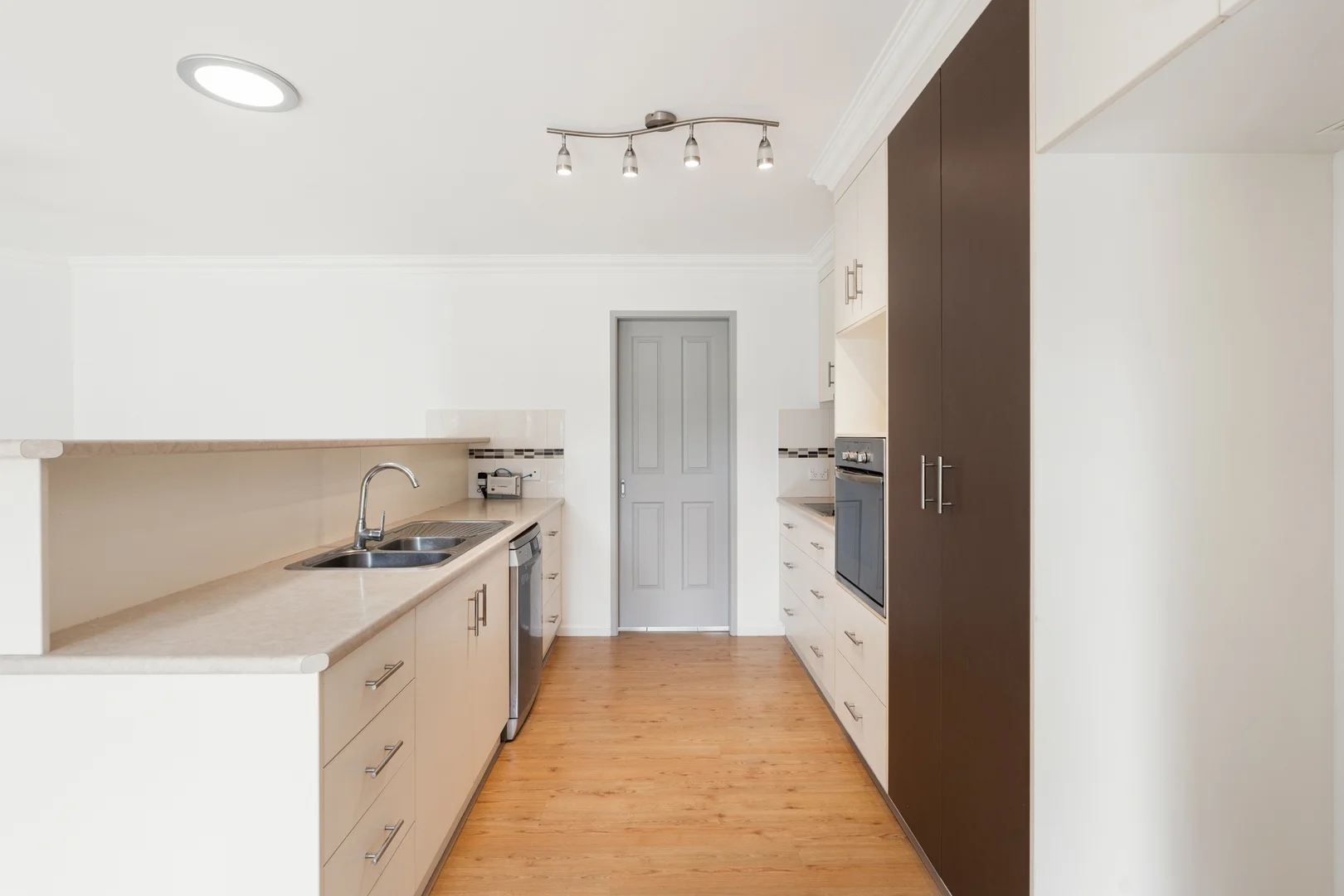 Additional image 2 of 8 Jackson Court, Crows Nest QLD 4355