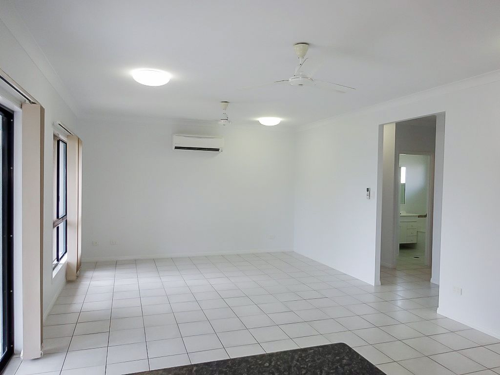 14 Sunningdale Court, Kirwan QLD 4817, Image 2