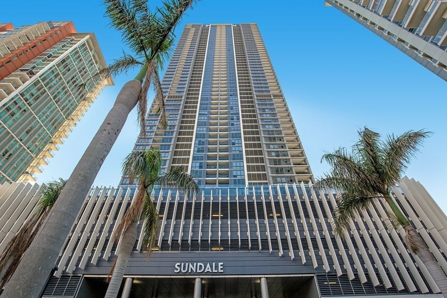 2 bedrooms Apartment / Unit / Flat in 1906/2 Como Crescent SOUTHPORT QLD, 4215