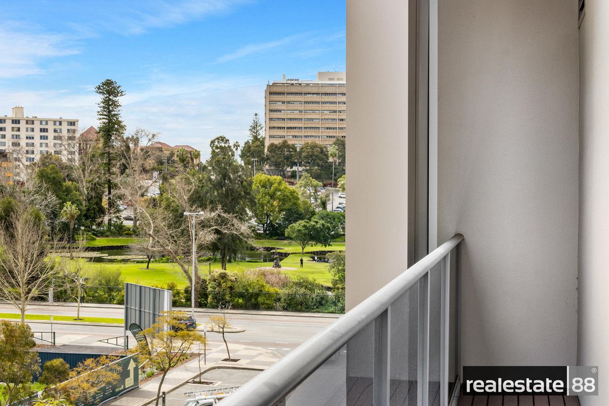 2 bedrooms Apartment / Unit / Flat in 302/8 Moreau Parade EAST PERTH WA, 6004