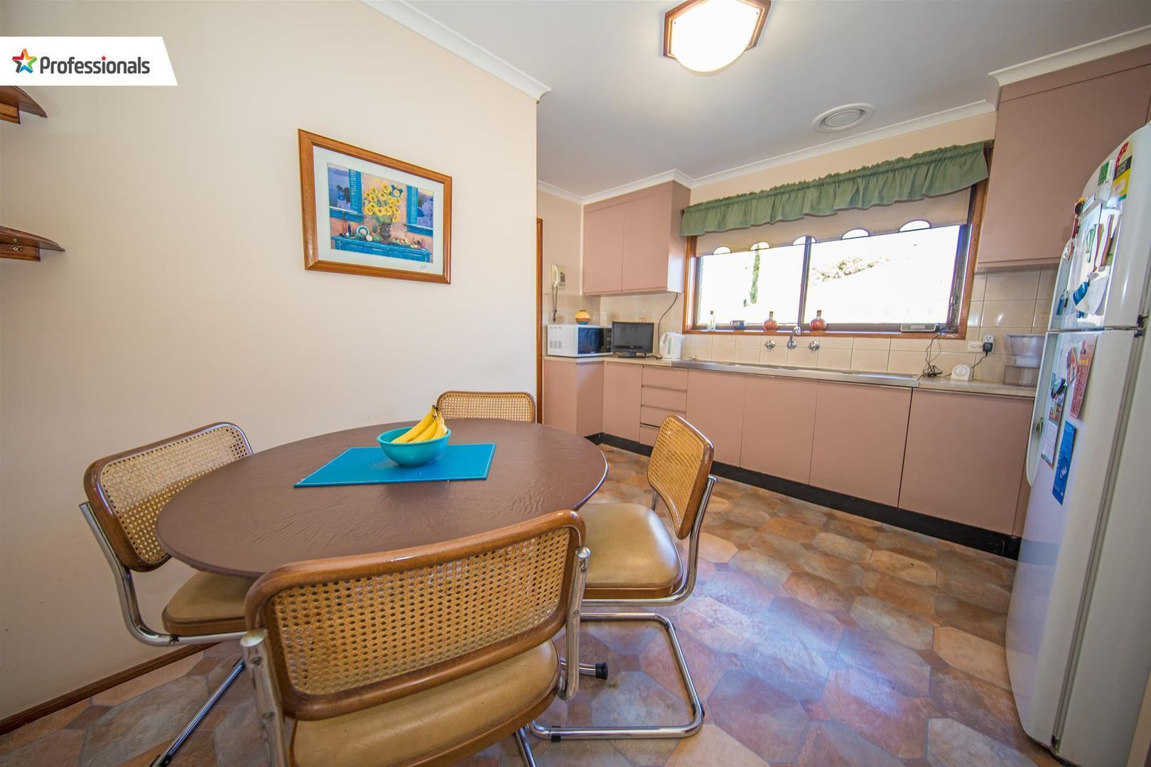 1/7-9 O'Neills Road, Melton VIC 3337, Image 2