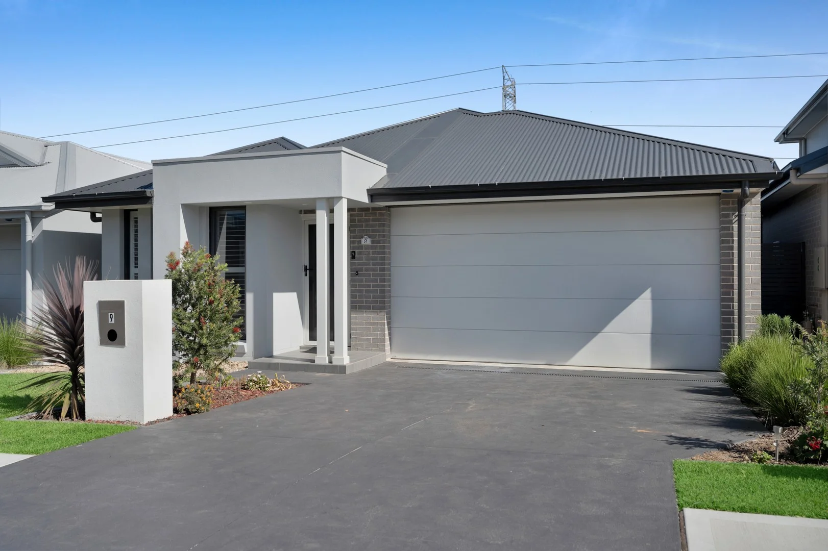 9 Durack Avenue, Catherine Field NSW 2557