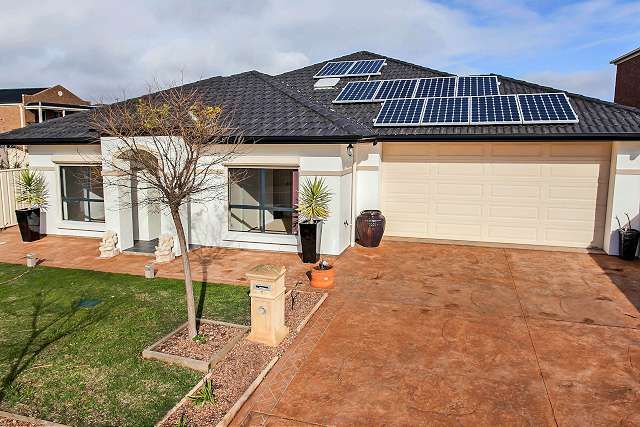 1 Farncomb Court, LARGS NORTH SA 5016, Image 1