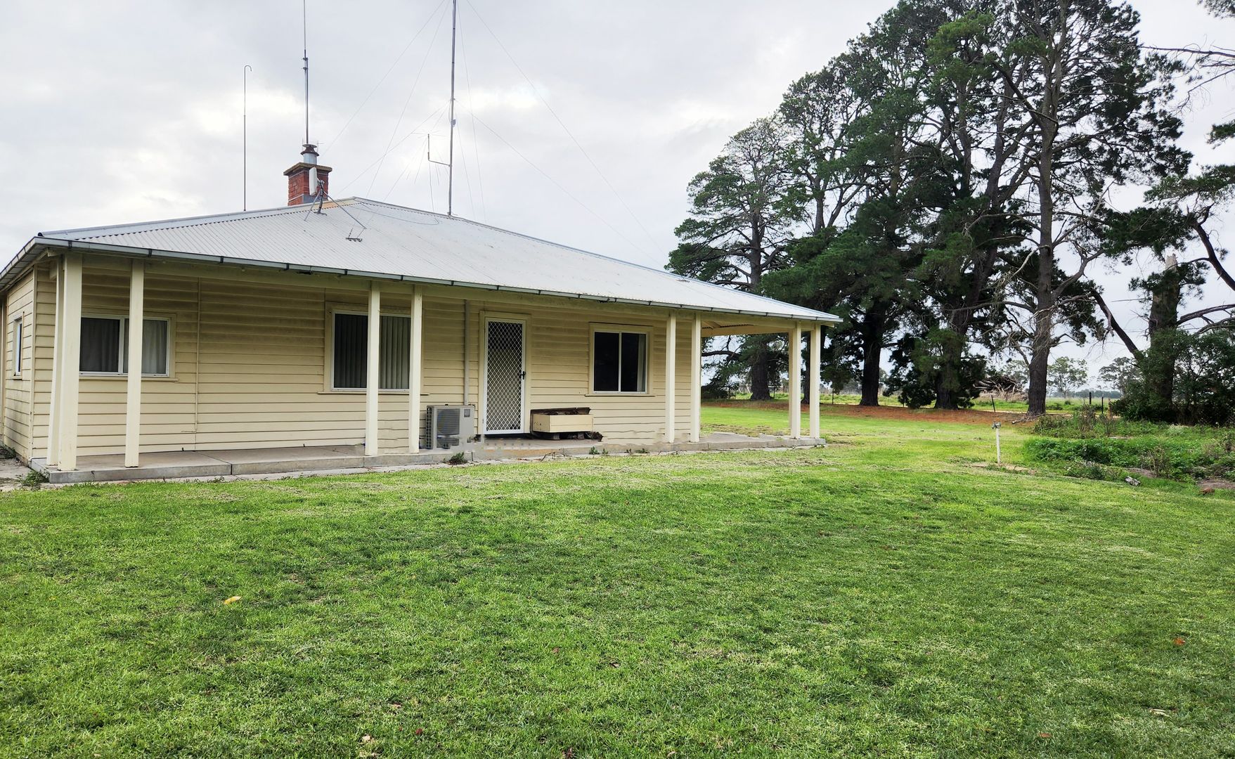 19 Moores Road, BINNUM VIA, Naracoorte SA 5271 House for Sale 629,000