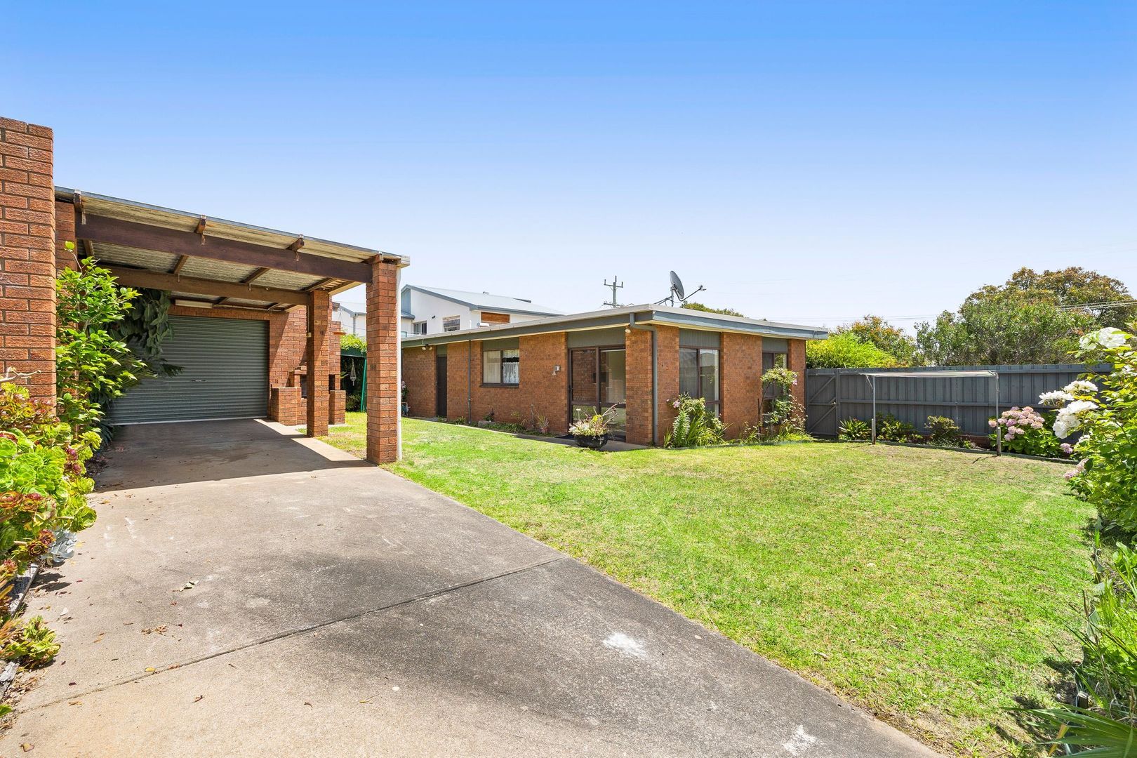 8 Sandhurst Crescent, Jan Juc VIC 3228, Image 1