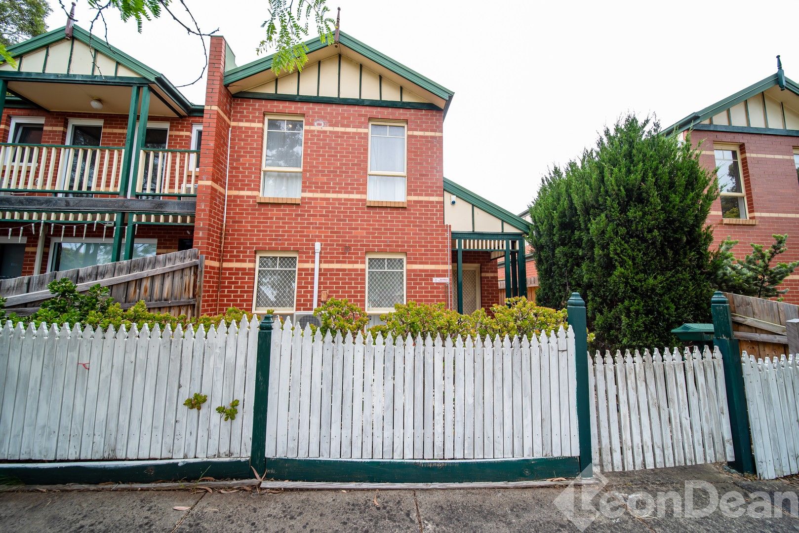 6 Mayfair Lane, Mont Albert North VIC 3129 House For Rent 700 Domain