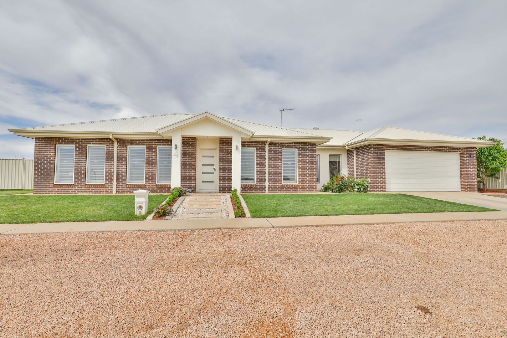 4 Clancy Way Mildura Vic 3500 Domain