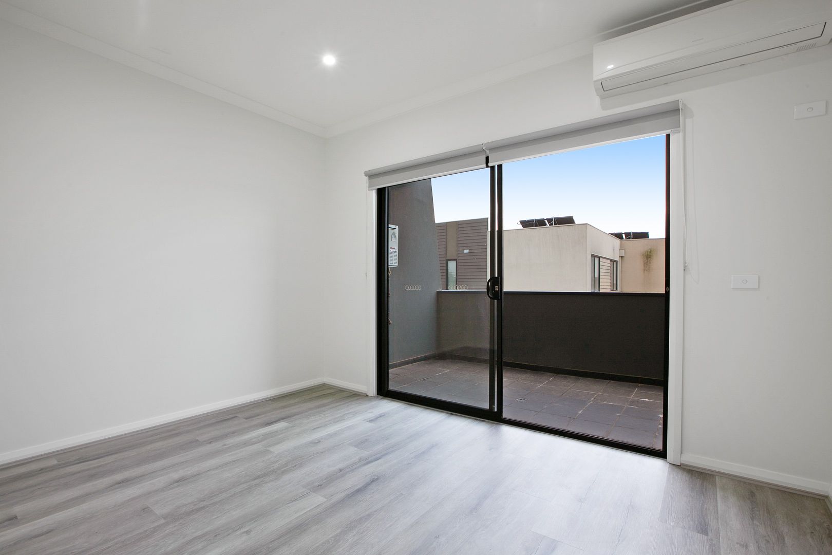 25/1-27 Punt Street, Craigieburn VIC 3064, Image 2