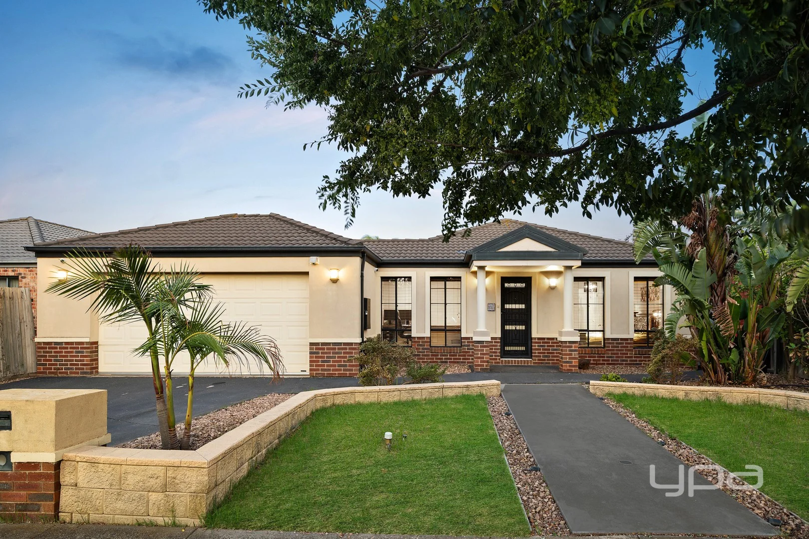 22 Machair Drive, Point Cook VIC 3030