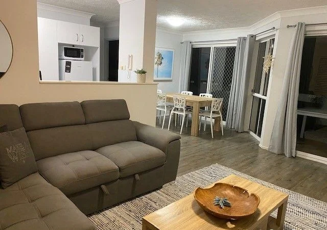 Additional image 2 of 2/10 Jubilee Avenue, Broadbeach QLD 4218