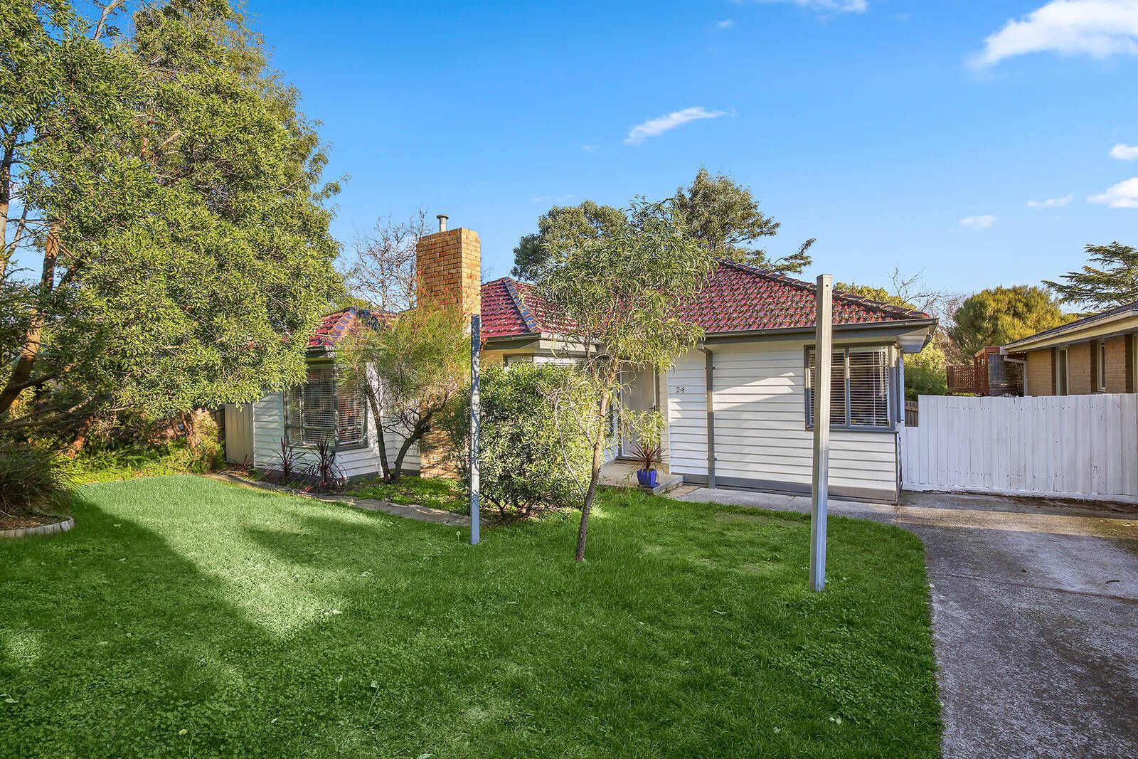 24 Compton Street, Mitcham VIC 3132, Image 2