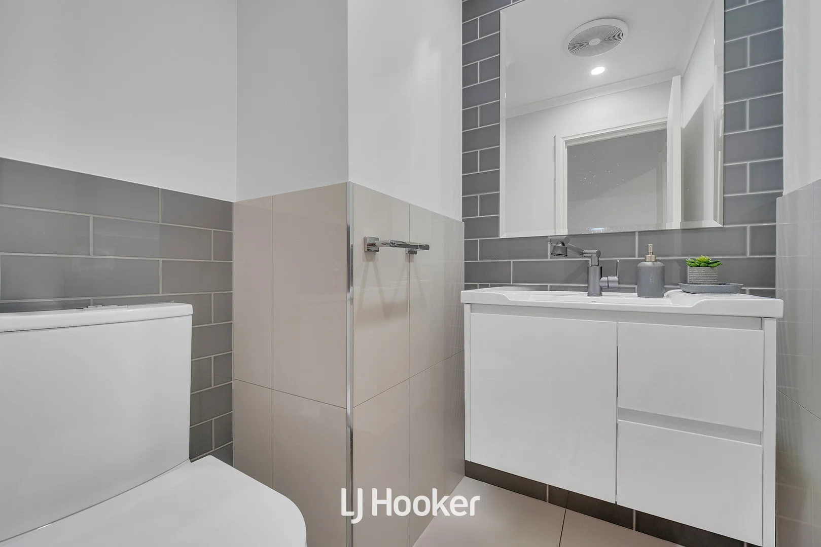 Additional image 17 of 9 Whitehall Court, Narre Warren South VIC 3805