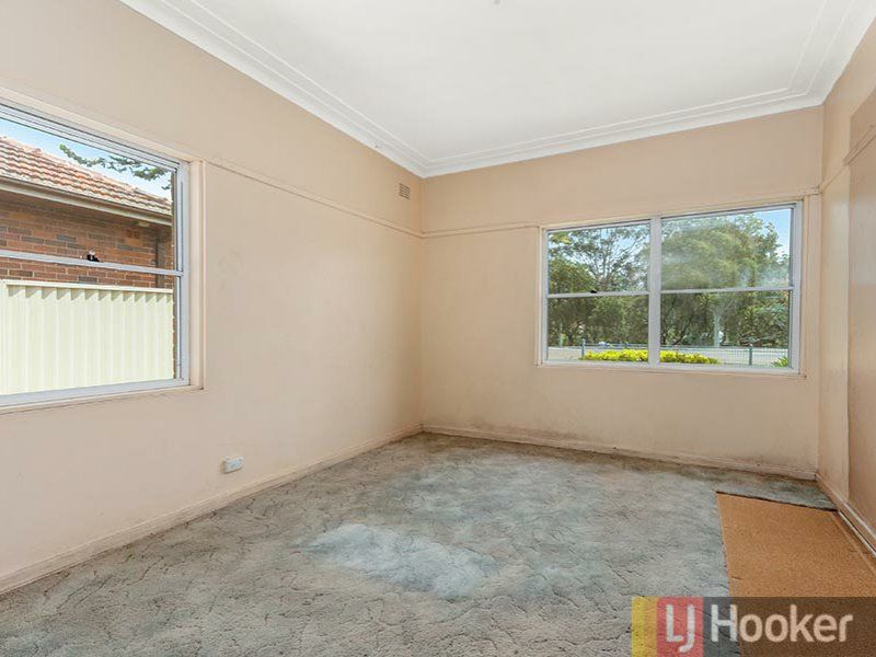 845 Forest Road, Lugarno NSW 2210, Image 2