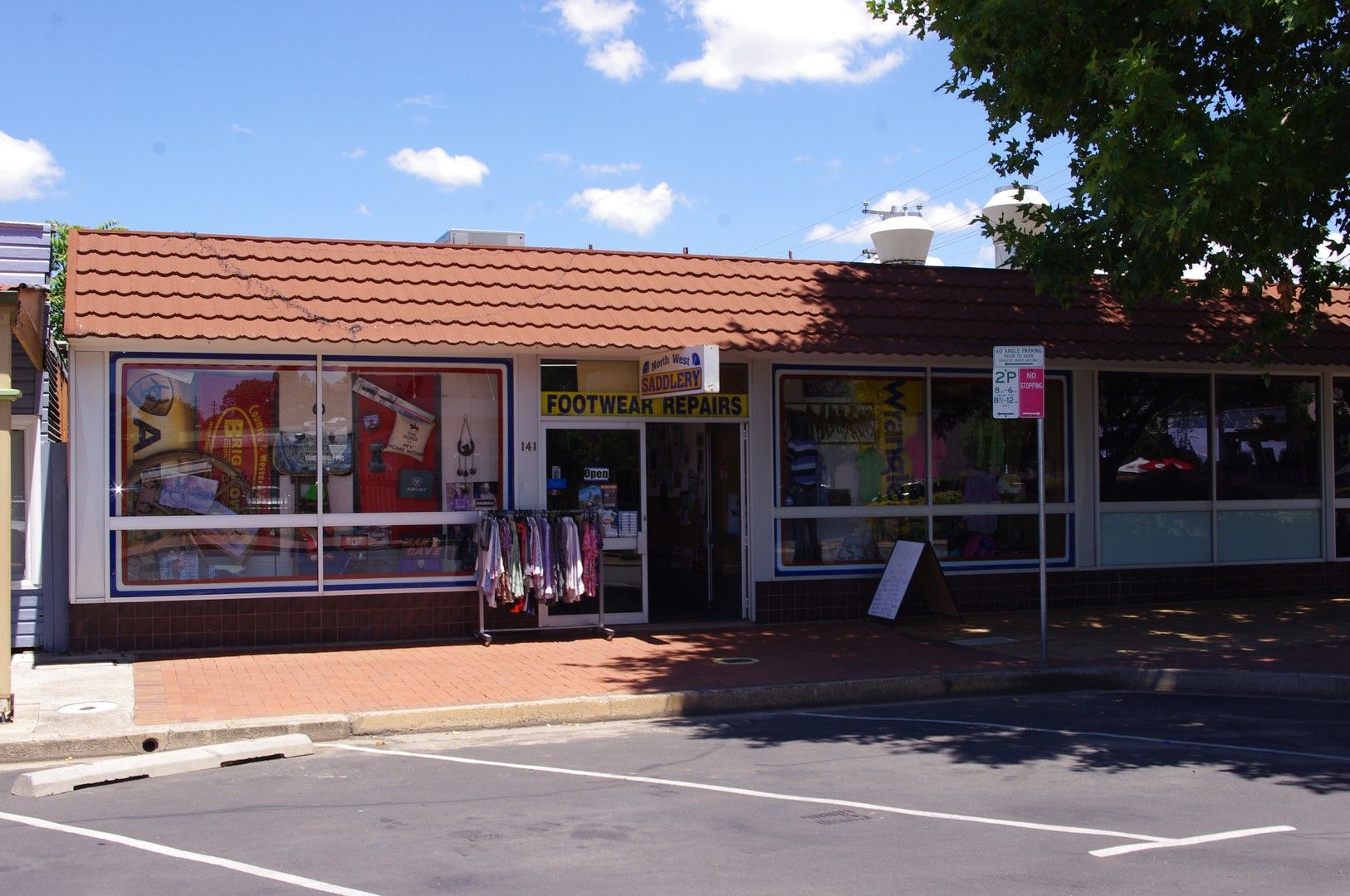 1/137 Byron Street, Inverell NSW 2360, Image 1