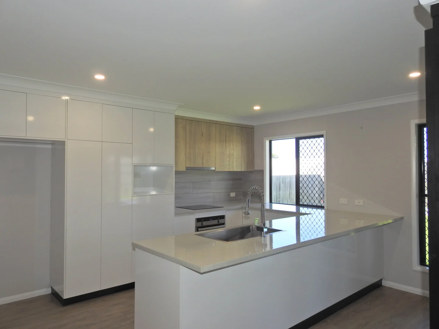 Additional image 2 of 8 Chalmers Court, Mount Pleasant QLD 4740