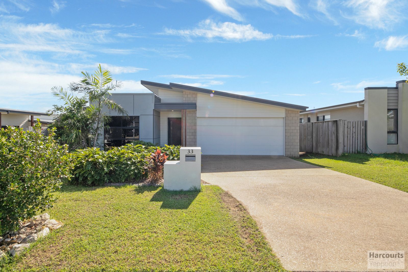 4 bedrooms House in 33 Norfolk Drive HIDDEN VALLEY QLD, 4703