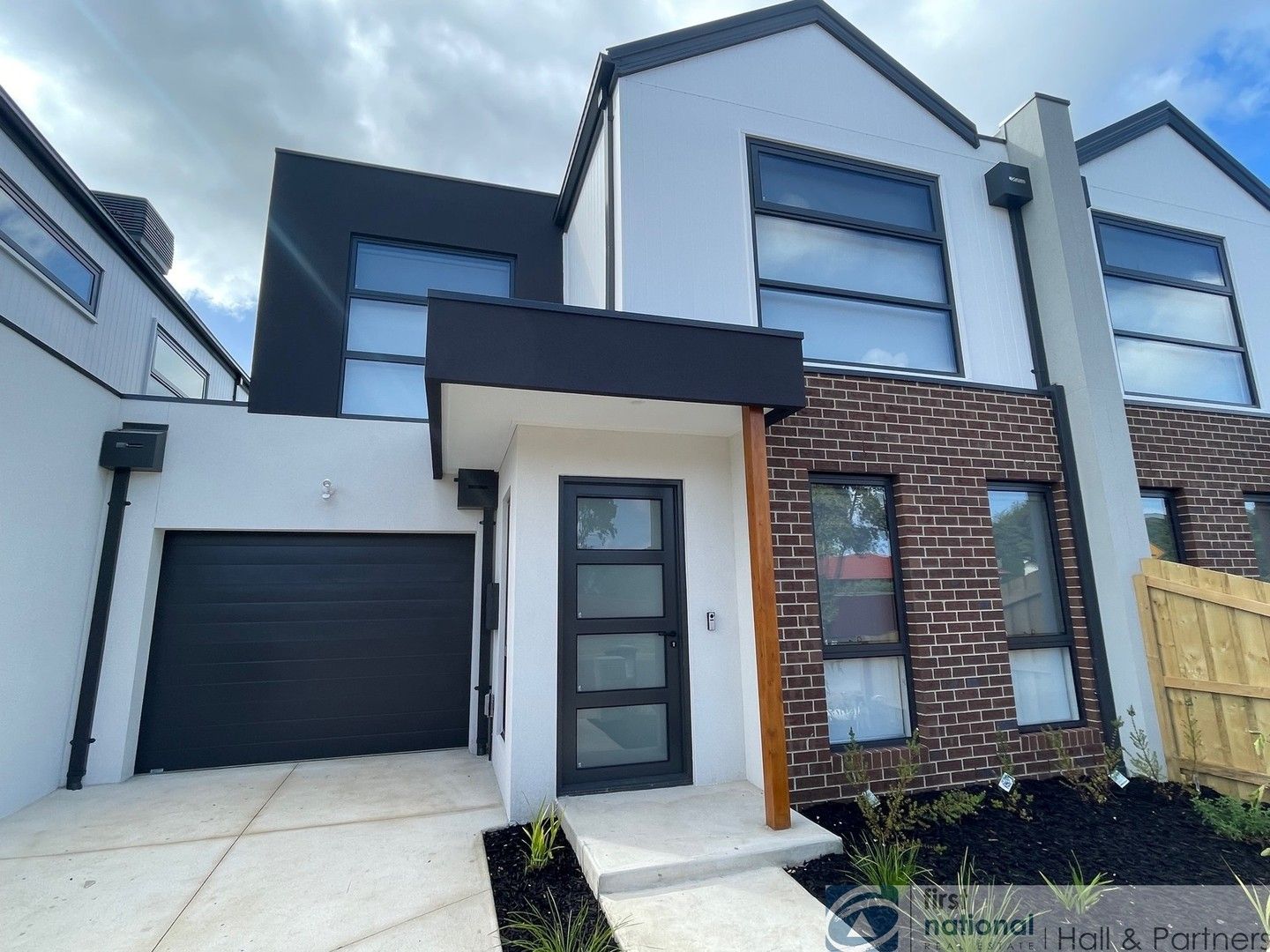 105 Albert Road, Hallam VIC 3803 Townhouse For Rent Domain